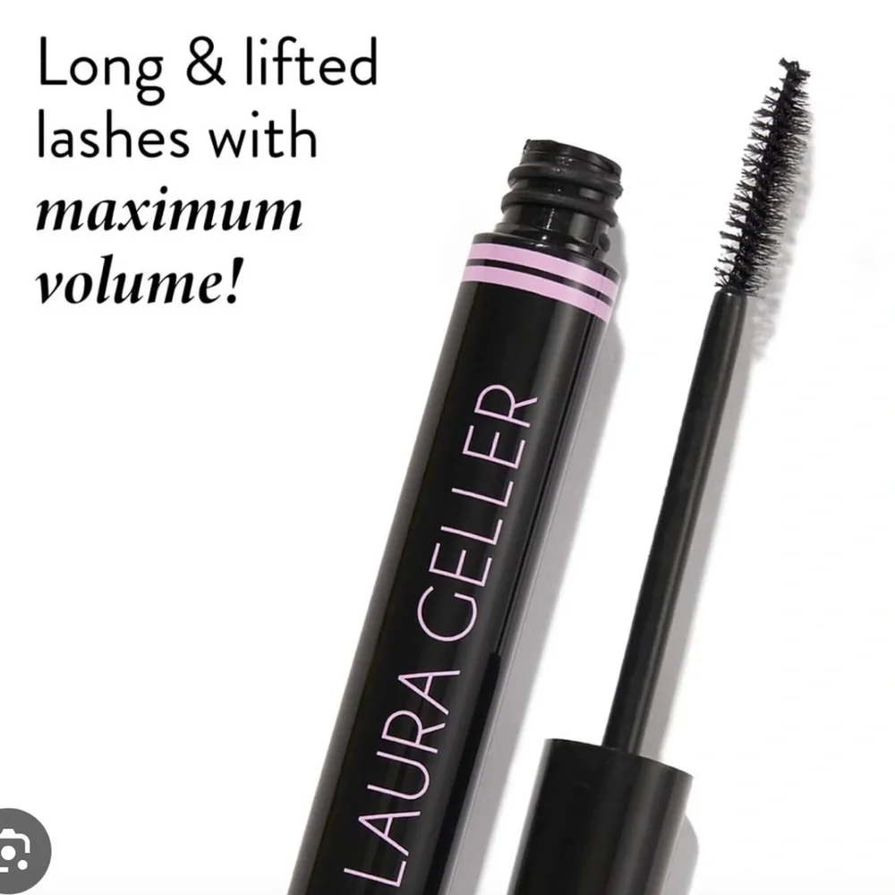 LAURA GELLER Glamlash Volumizing Mascara